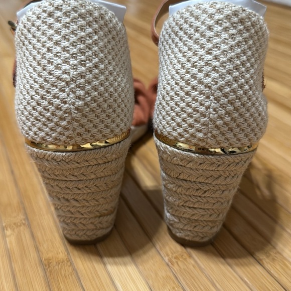 Tamaris Women's Ankle-Strap Wedge Sandal - Picture 6 of 8